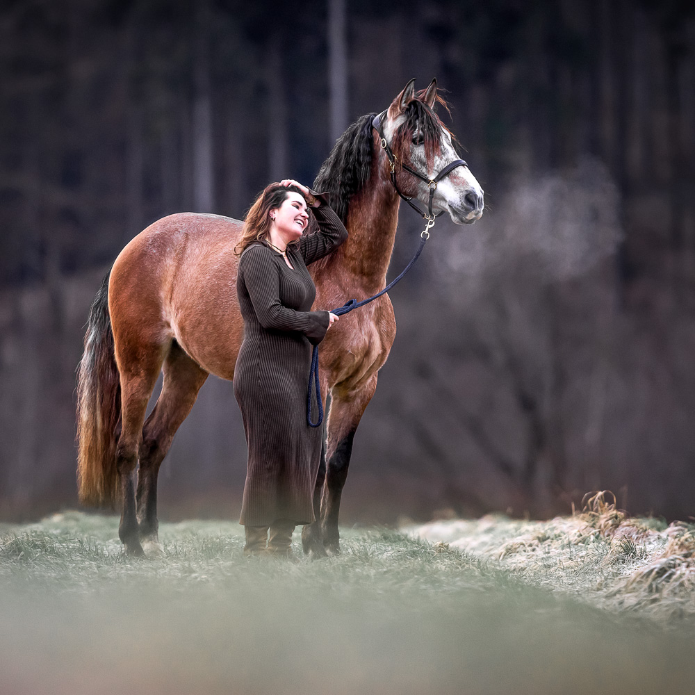 Pferdefotoshooting Pferdefotografie mit Frau und Pferd